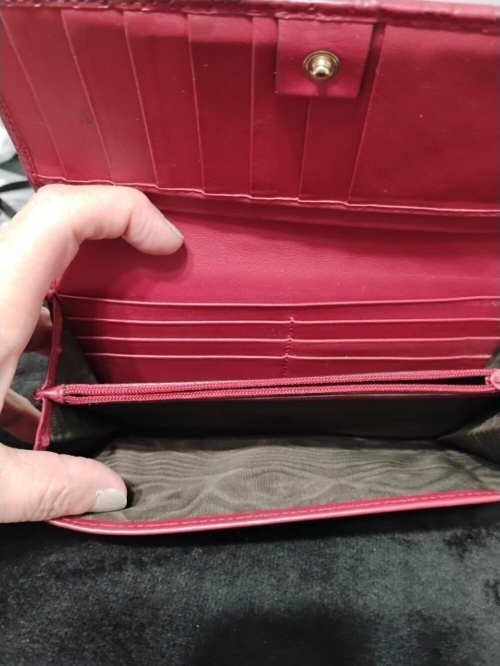 Gucci Wallet Red Micro Guccissima Continental Flap Leather Wallet EUC - Picture 5 of 12